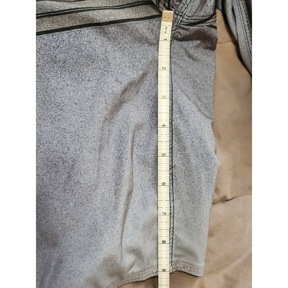 Burnside Men’s Board Shorts Gray Black Stripe Quick Dry Stretch Size 36 NWT - Picture 8 of 15